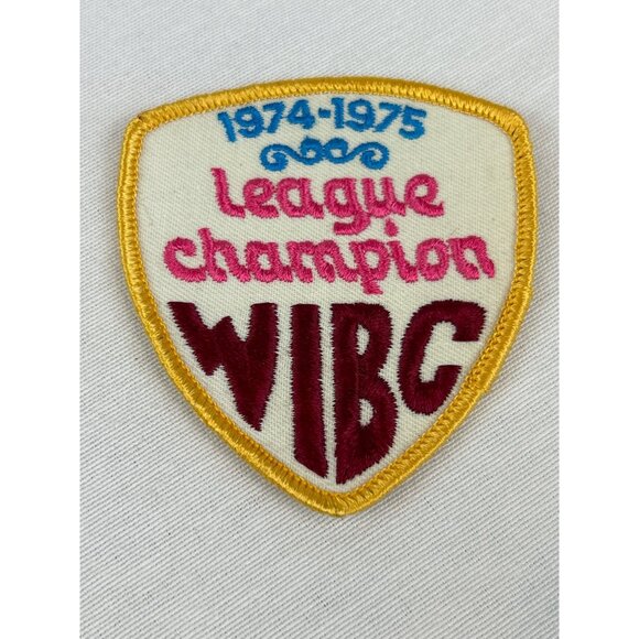 Vintage 1974-1975 WIBC League Champion Patch Pink Gold Blue Red - Picture 1 of 3